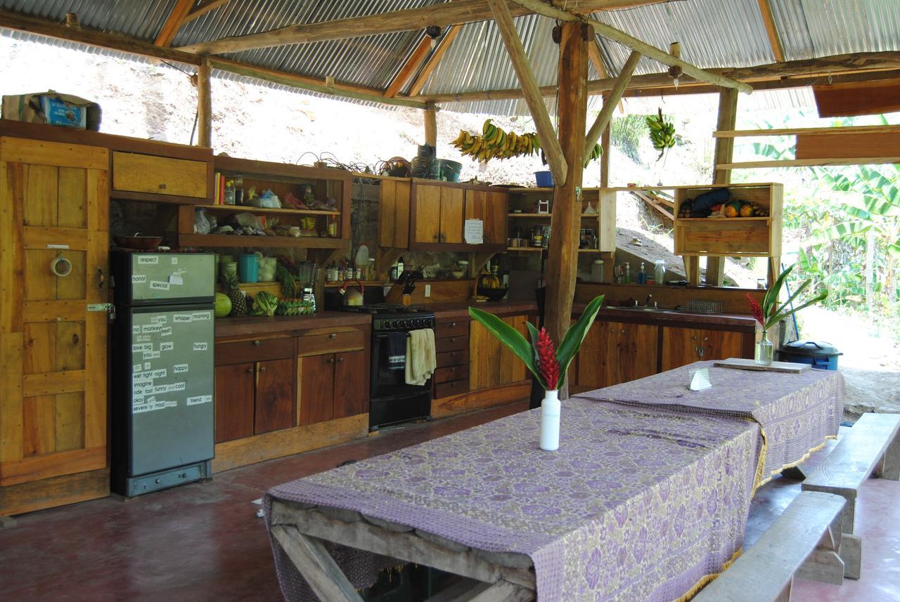 Ch'I Bocol Community Hostel Lanquín Eksteriør bilde